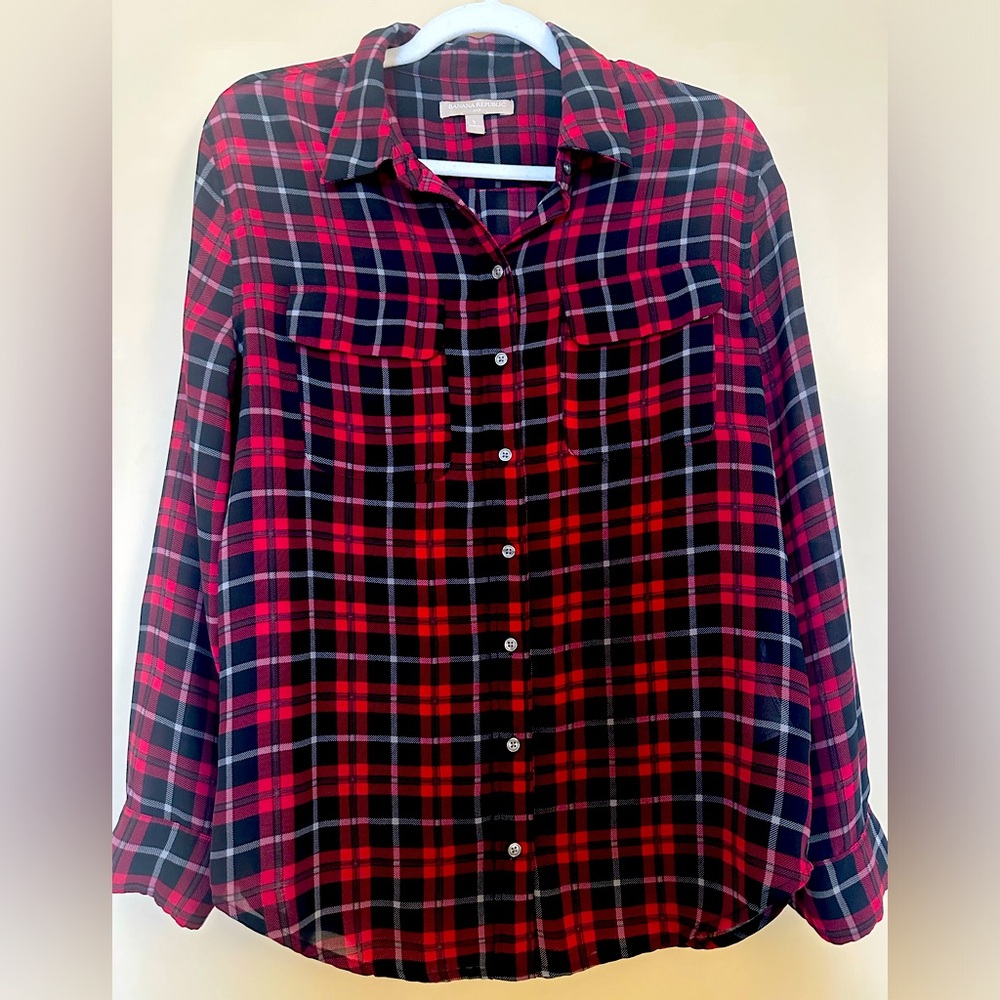 Banana Republic Red & Black Plaid Button Down Blouse